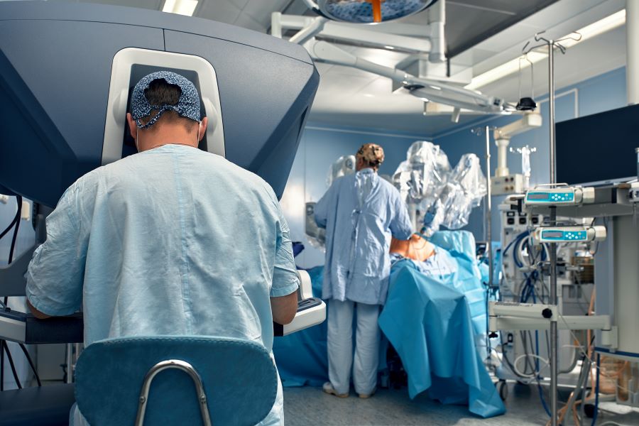 การผ่าตัดด้วยหุ่นยนต์เพิ่มความแม่นยำ ปลอดภัย